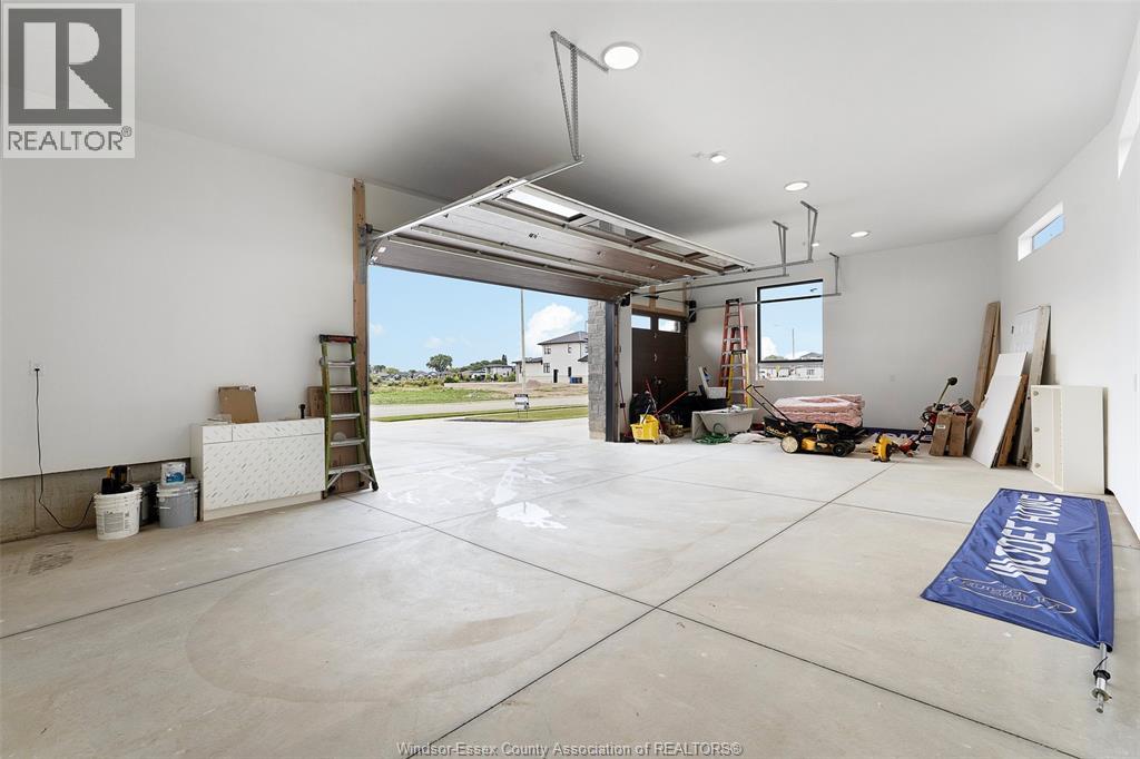2 Pebble Beach Court Property Photo 42
