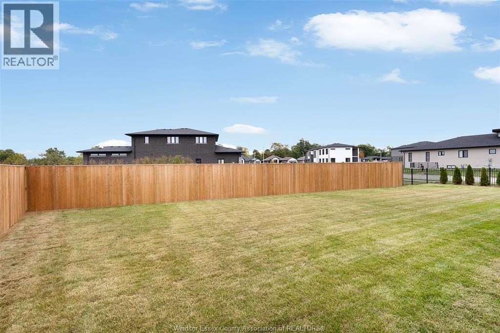 2 Pebble Beach Court Property Photo 48
