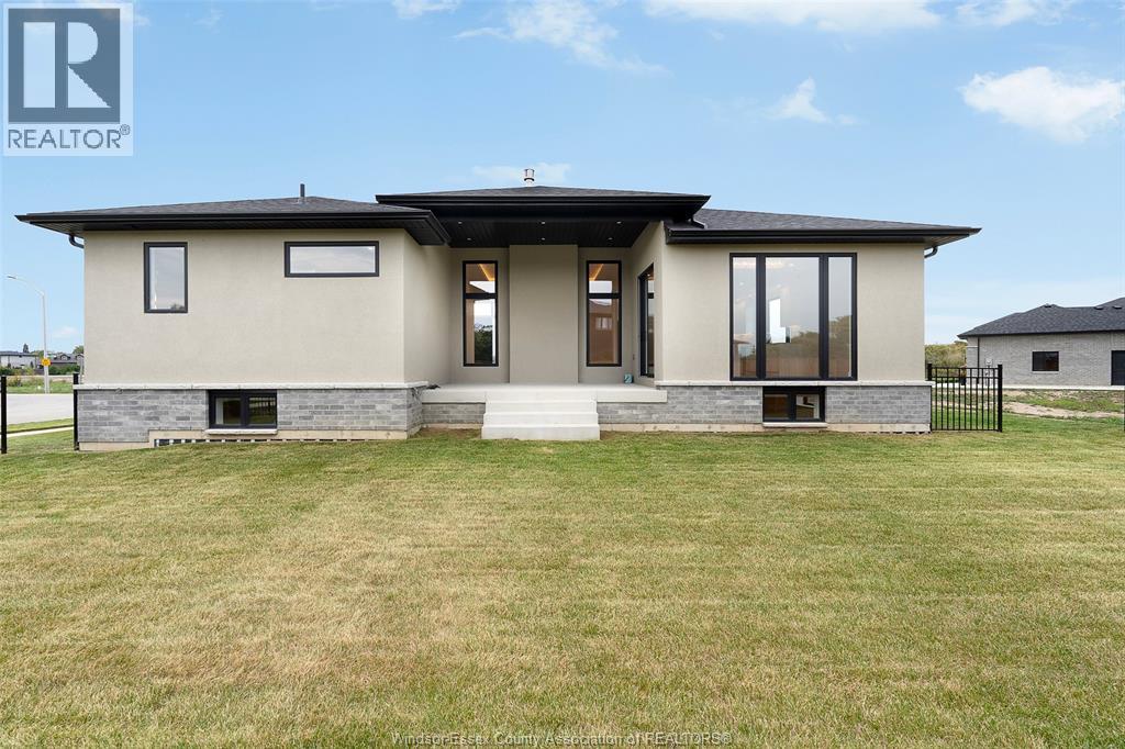 2 Pebble Beach Court Property Photo 49