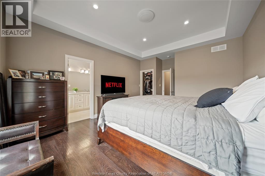 24 Peachtree Lane Property Photo 23