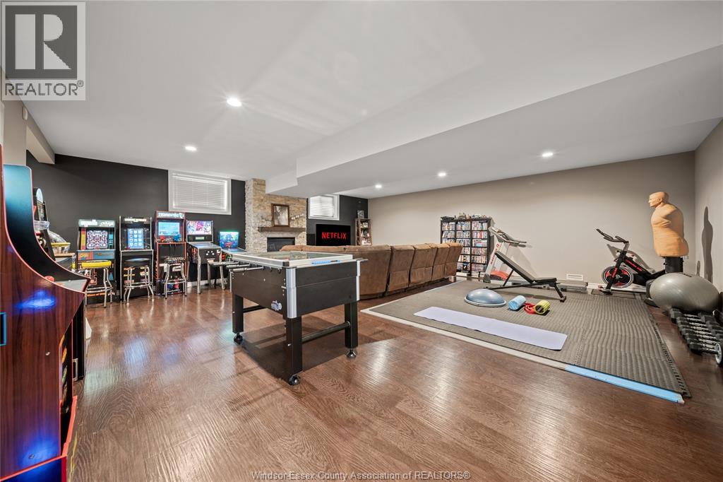 24 Peachtree Lane Property Photo 30