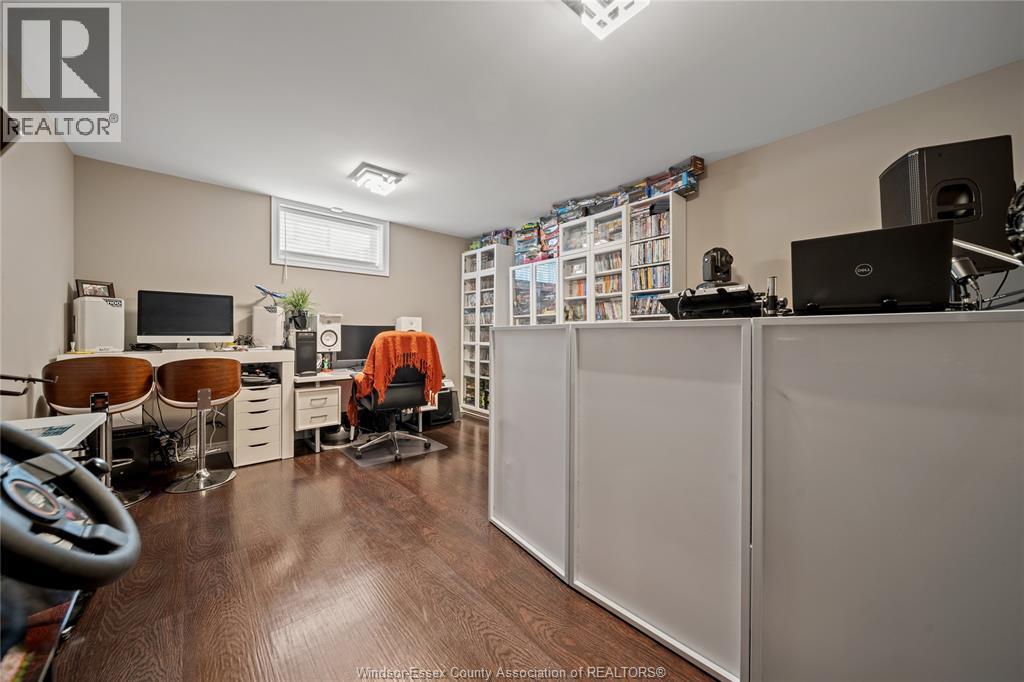 24 Peachtree Lane Property Photo 33