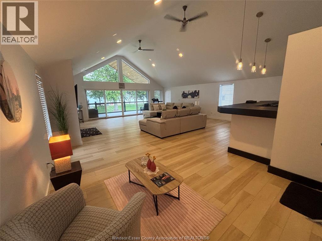 1646 Park Property Photo 15