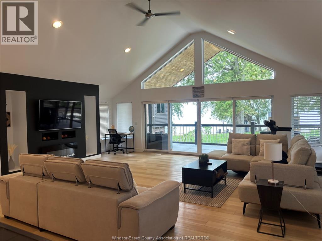 1646 Park Property Photo 17