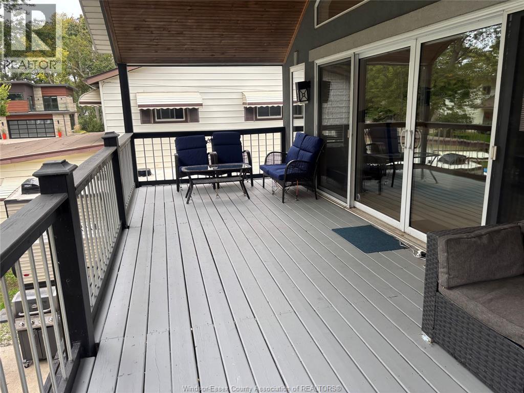 1646 Park Property Photo 23