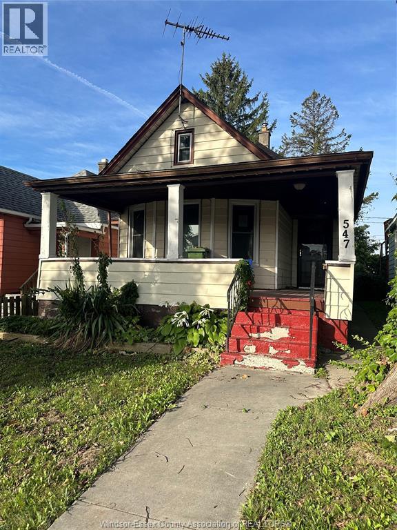 547 Pierre Avenue Property Photo 1