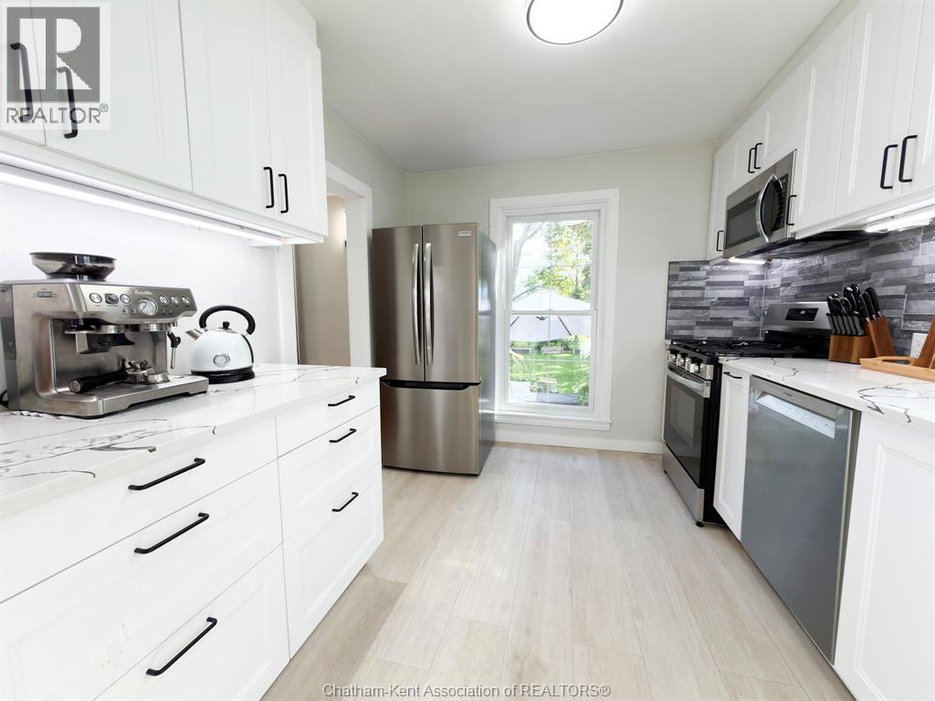22 Dovercourt Street Property Photo 4