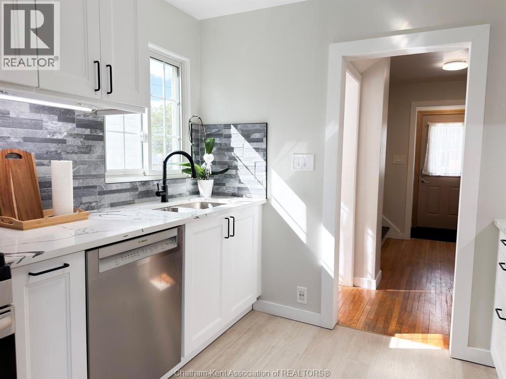 22 Dovercourt Street Property Photo 7