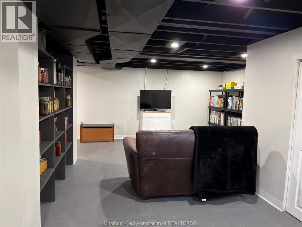 22 Dovercourt Street Property Photo 28