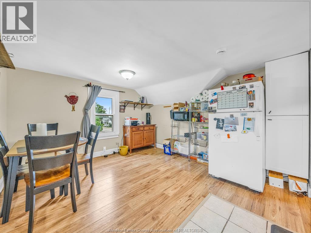 2724 Pillette Road Property Photo 6