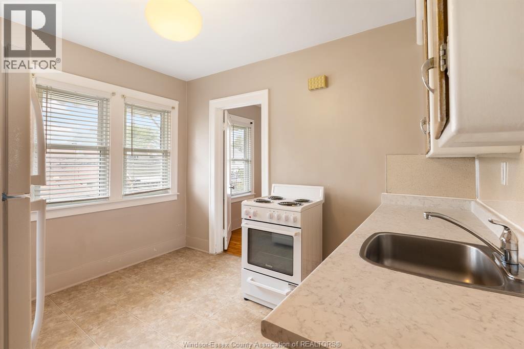 2279 Lillian Avenue Property Photo 12