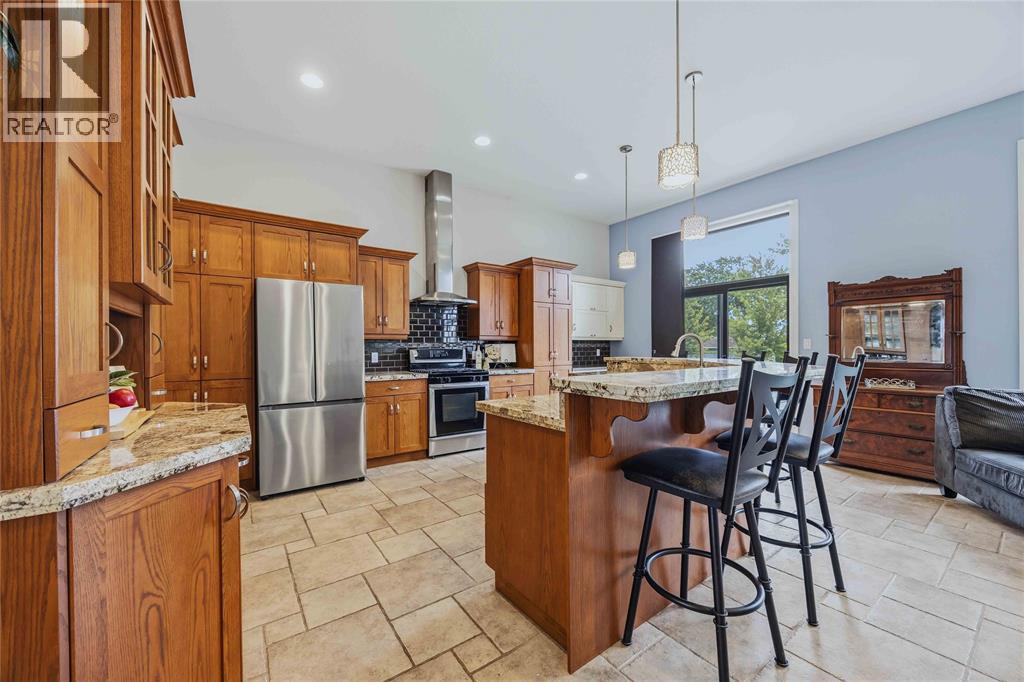 4303 Garden Crescent Property Photo 8
