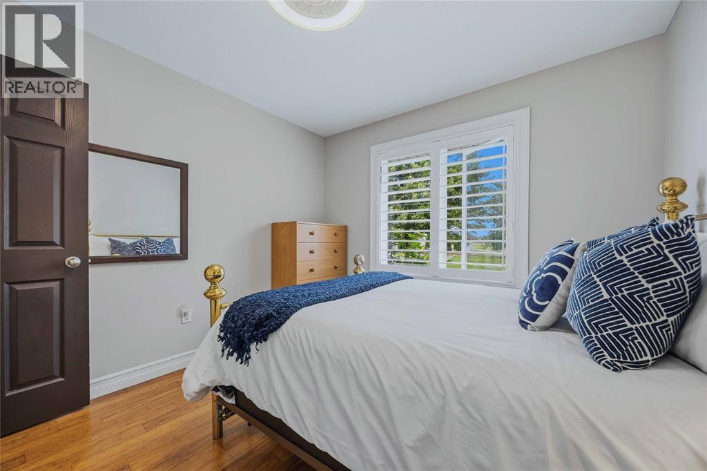 4303 Garden Crescent Property Photo 14