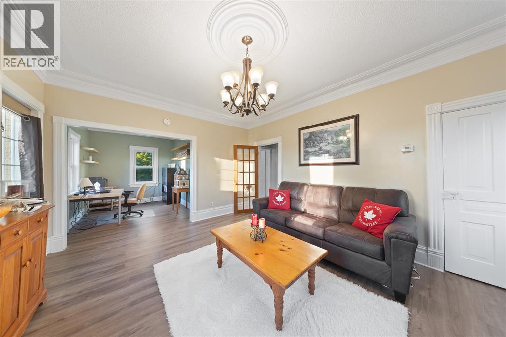 1252 Downie Road Property Photo 13