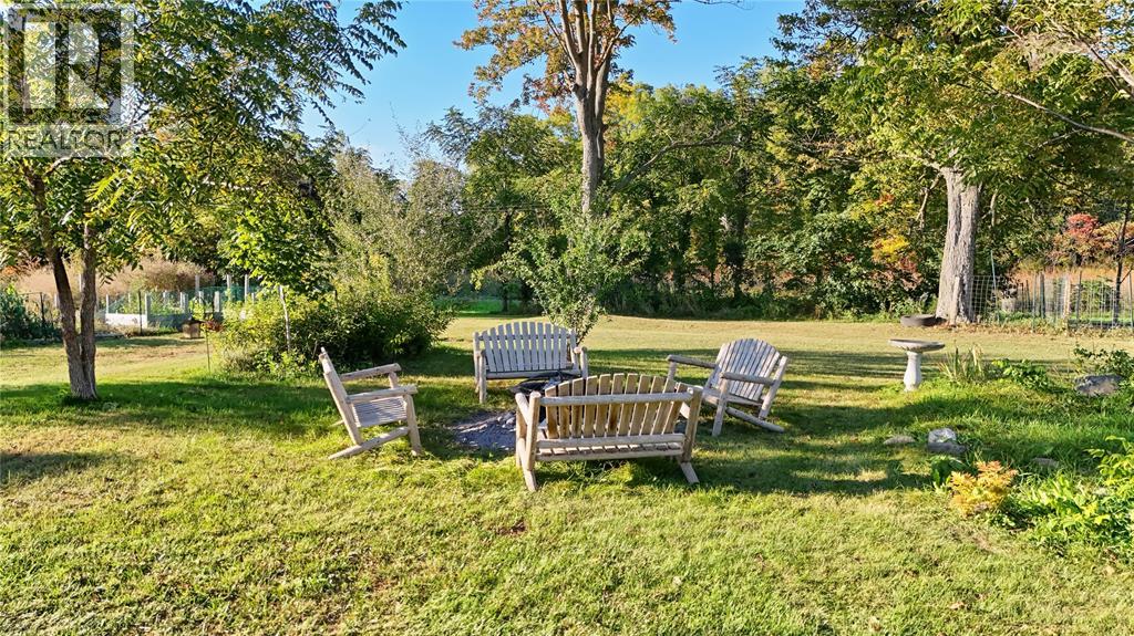 1252 Downie Road Property Photo 25