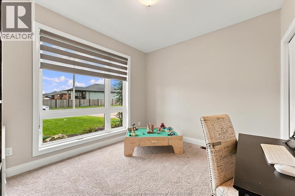 209 Mullen Crescent Property Photo 14
