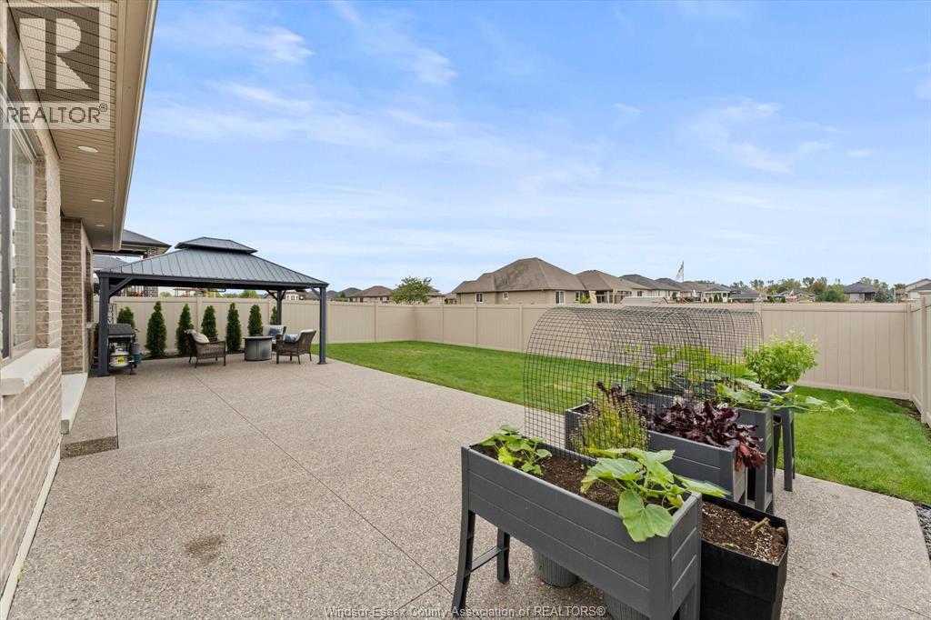 209 Mullen Crescent Property Photo 32