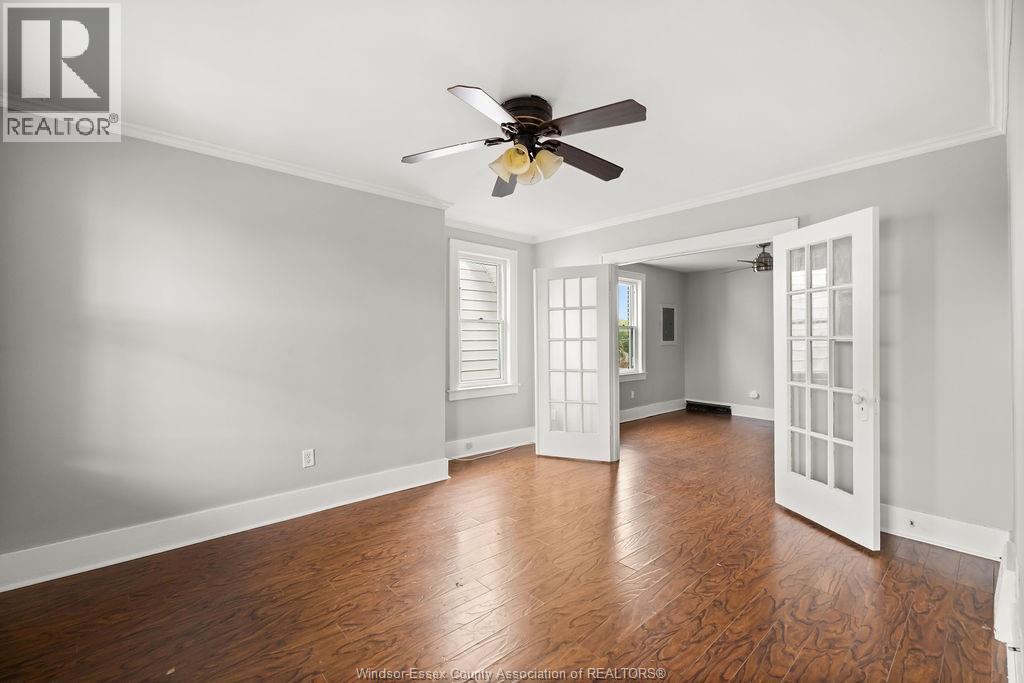 1044 Parent Avenue Unit# Upper Property Photo 4