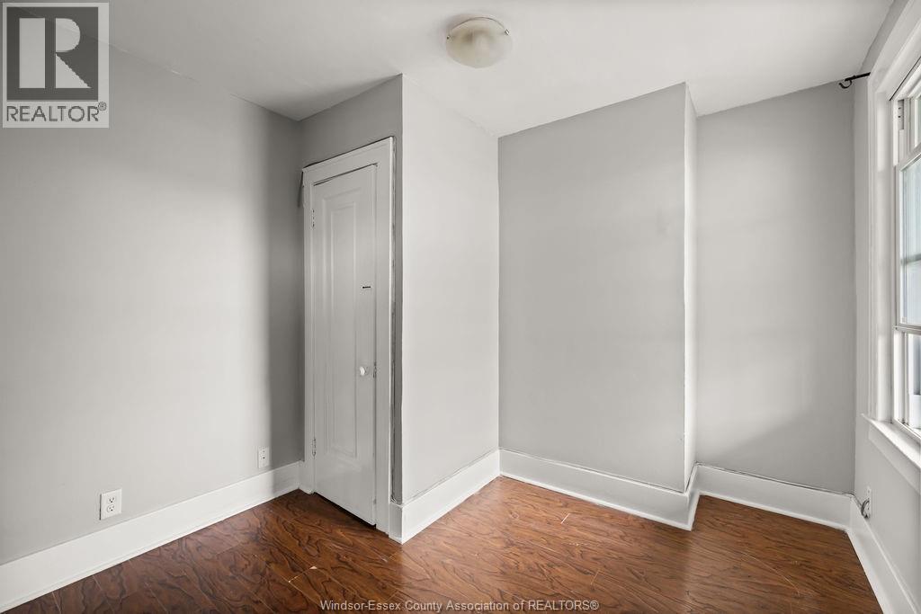 1044 Parent Avenue Unit# Upper Property Photo 10