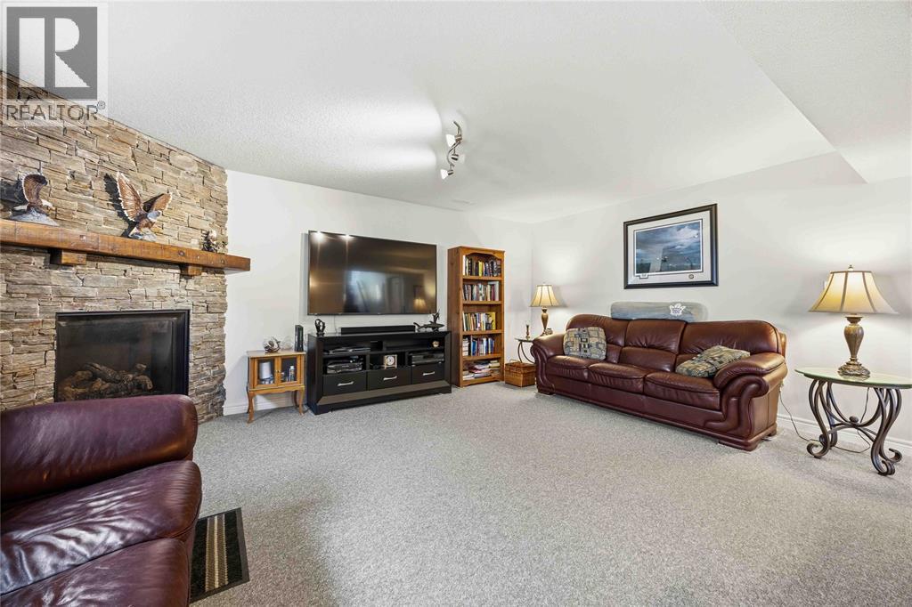 316 Homestretch Drive Property Photo 27