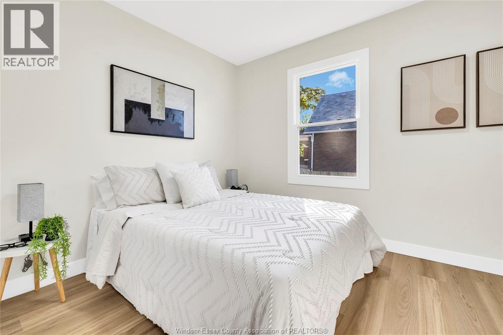 1541 Albert Property Photo 19