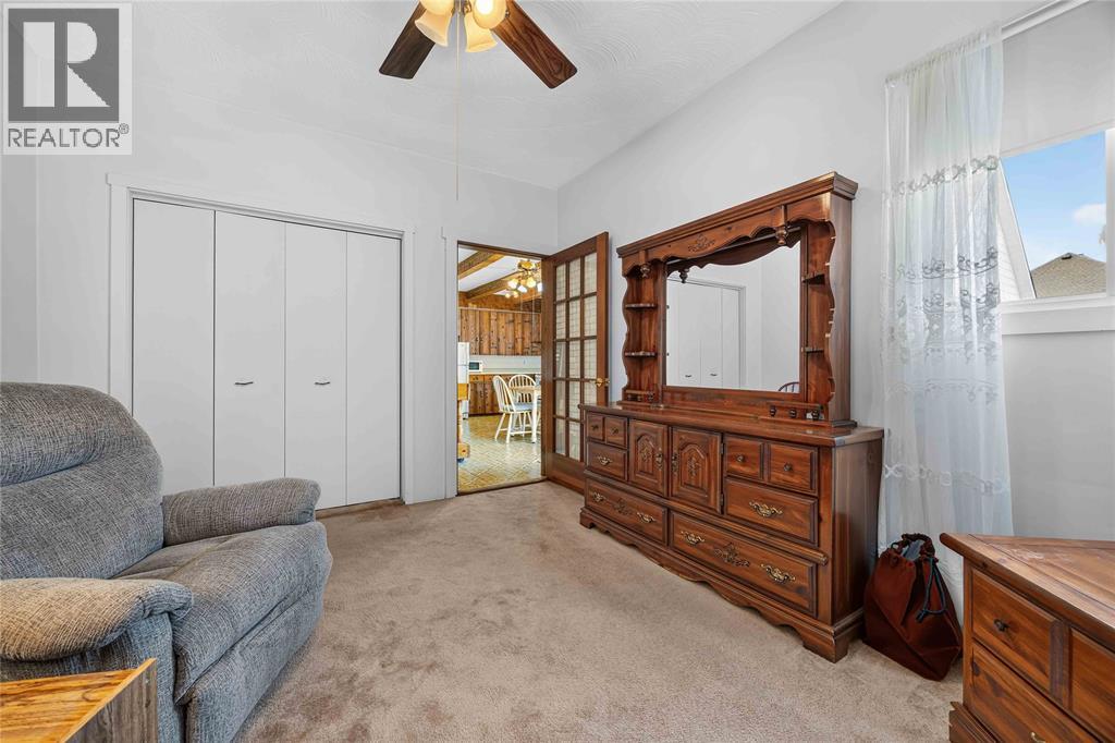 208 Ross Avenue Property Photo 13