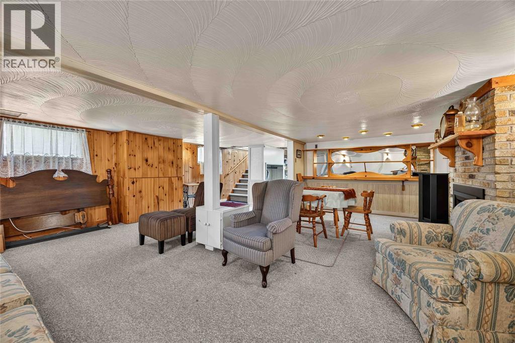 208 Ross Avenue Property Photo 26