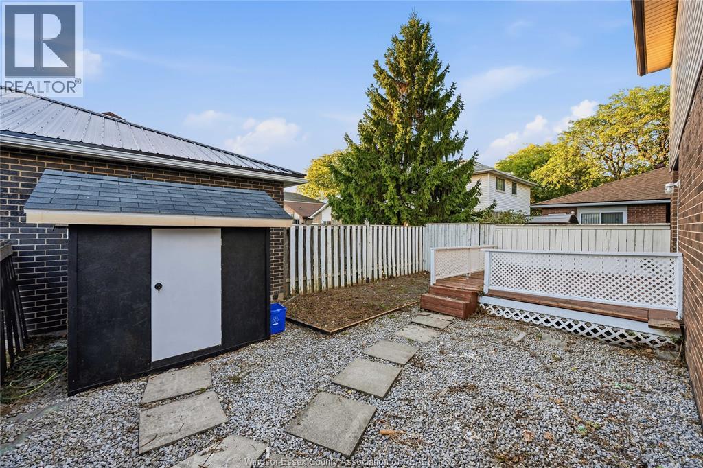 1341 Arncliffe Pl Property Photo 6