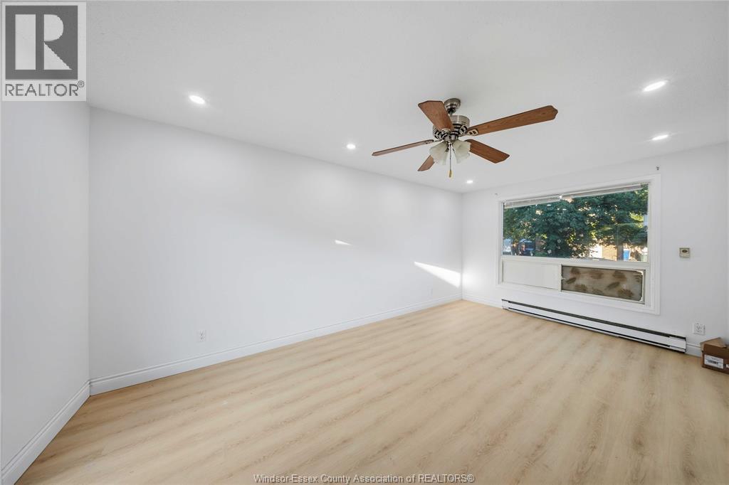 1341 Arncliffe Pl Property Photo 11
