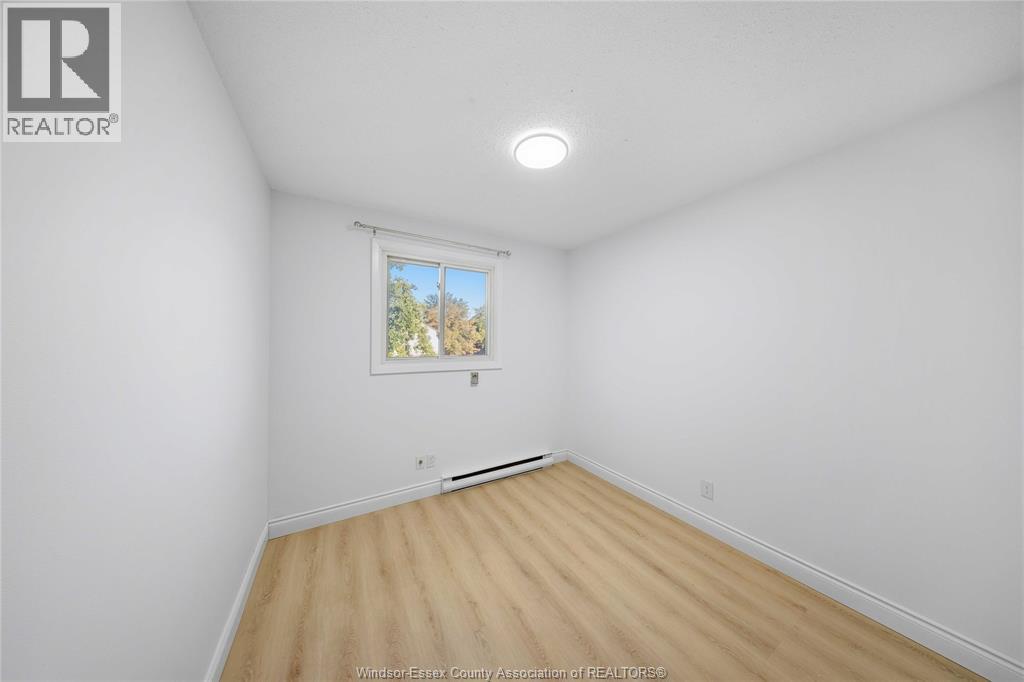 1341 Arncliffe Pl Property Photo 23