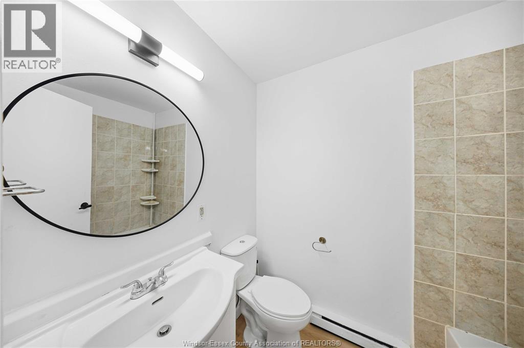 1341 Arncliffe Pl Property Photo 25