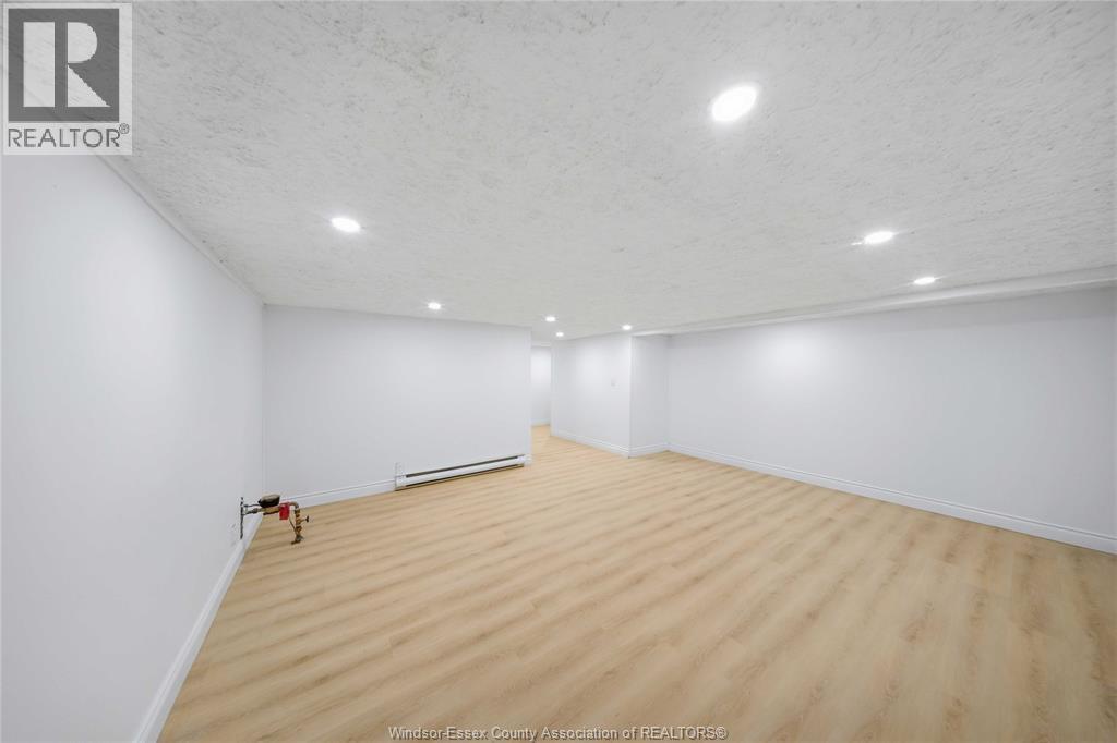 1341 Arncliffe Pl Property Photo 30