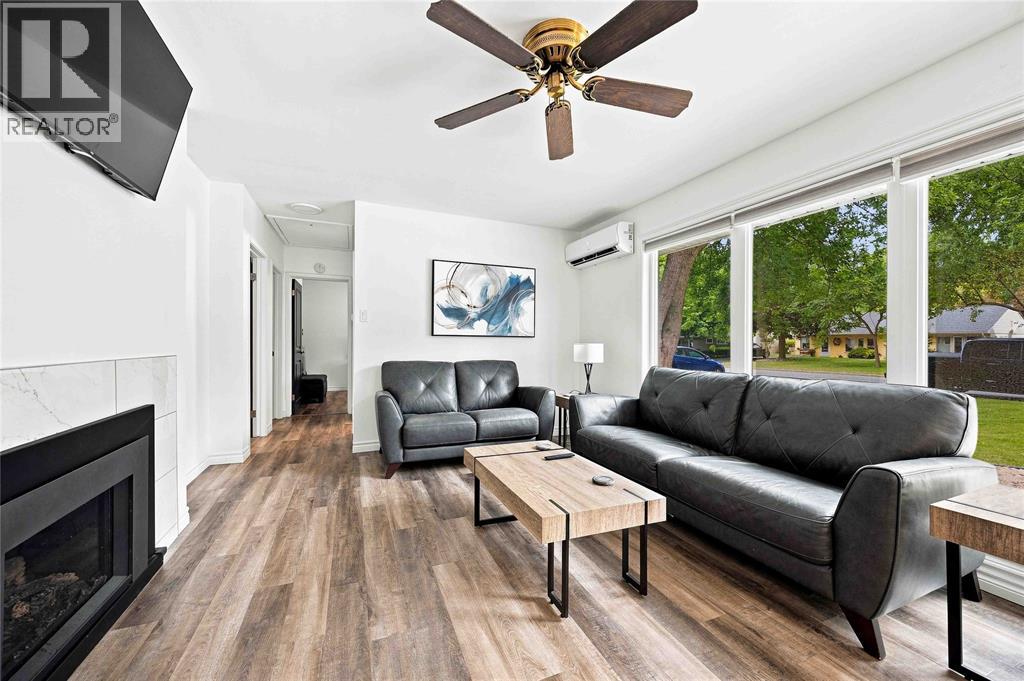 887 Mccaw Street Property Photo 6