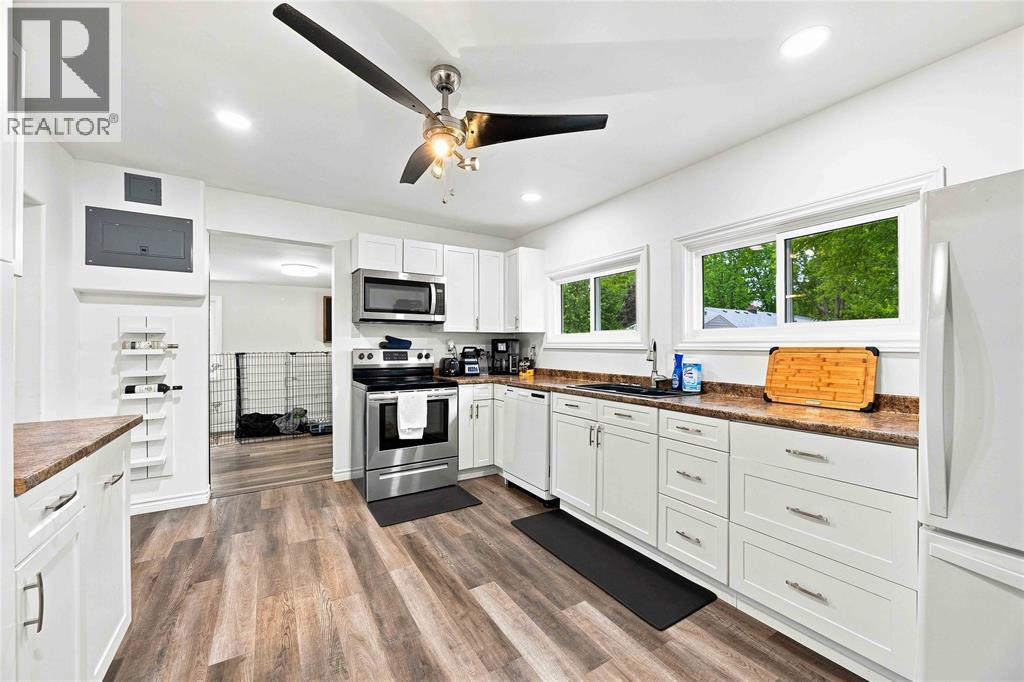 887 Mccaw Street Property Photo 11