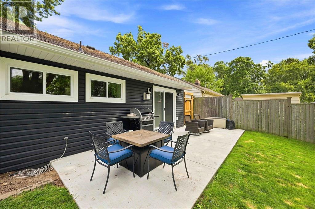 887 Mccaw Street Property Photo 25