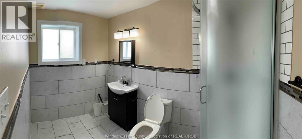 4537 Fontana Avenue Unit# Lower Property Photo 8