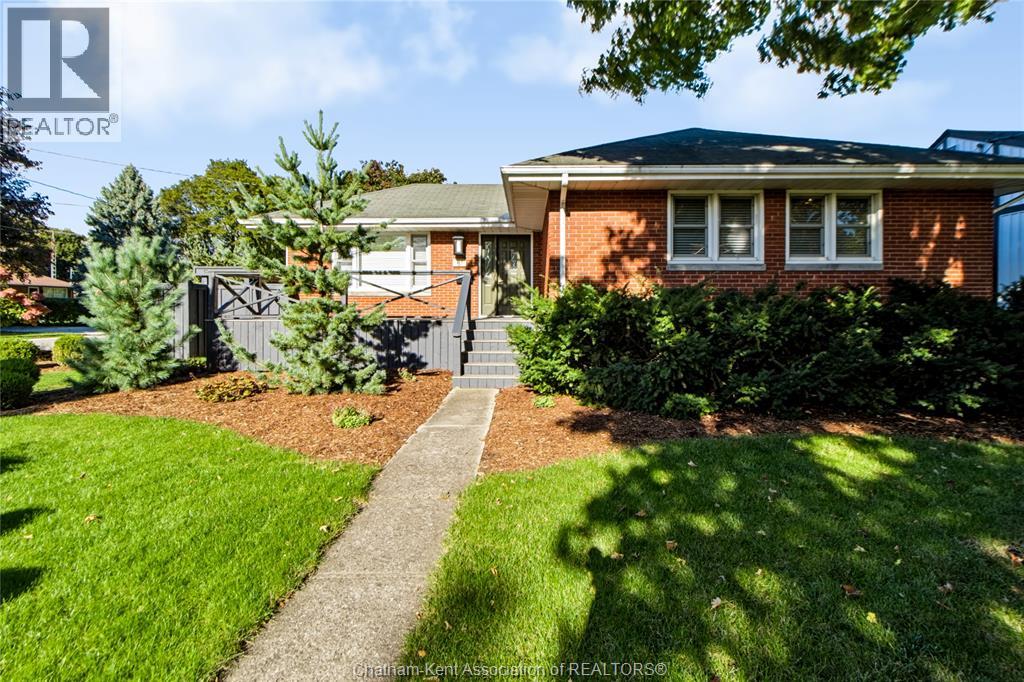81 Devon Road Property Photo 2