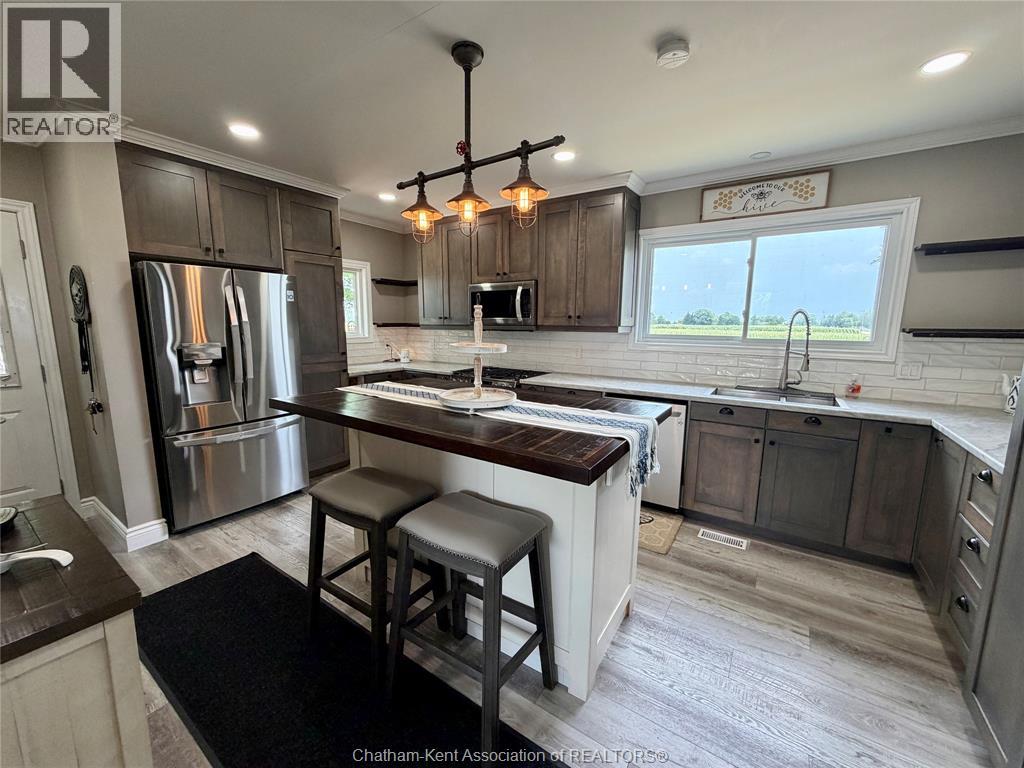 10797 Countryview Line Property Photo 8
