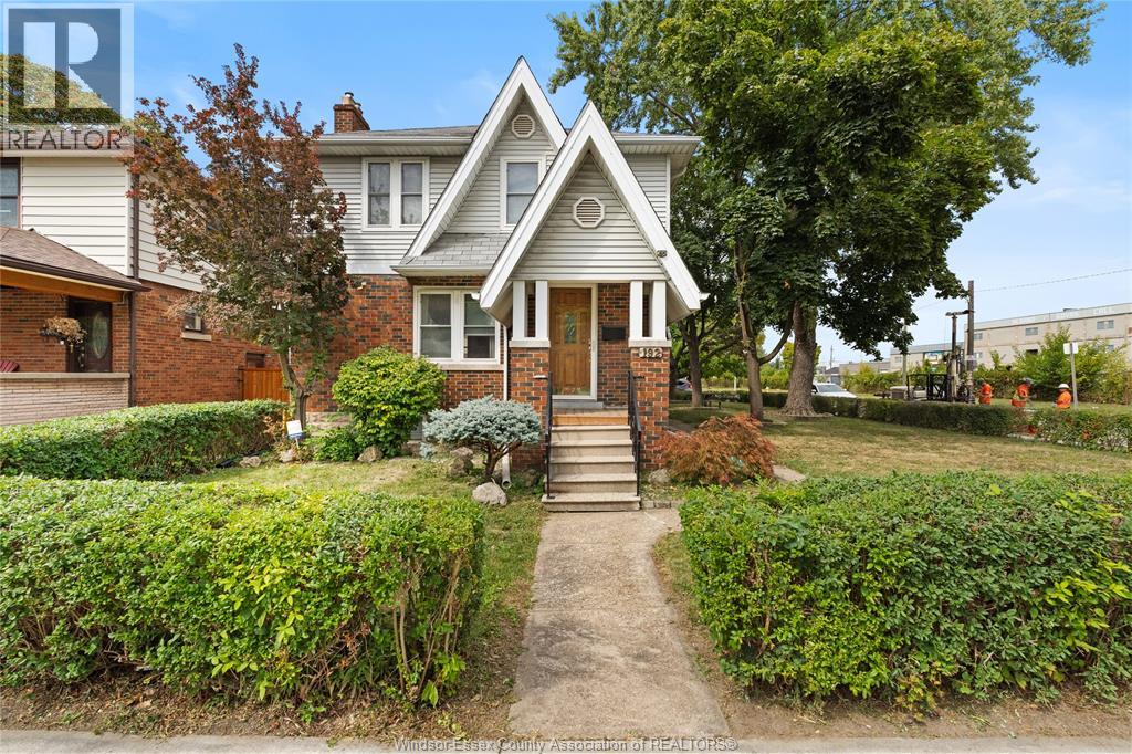 192 Shepherd Street East Property Photo 1