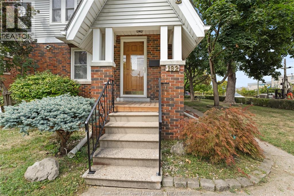 192 Shepherd Street East Property Photo 5