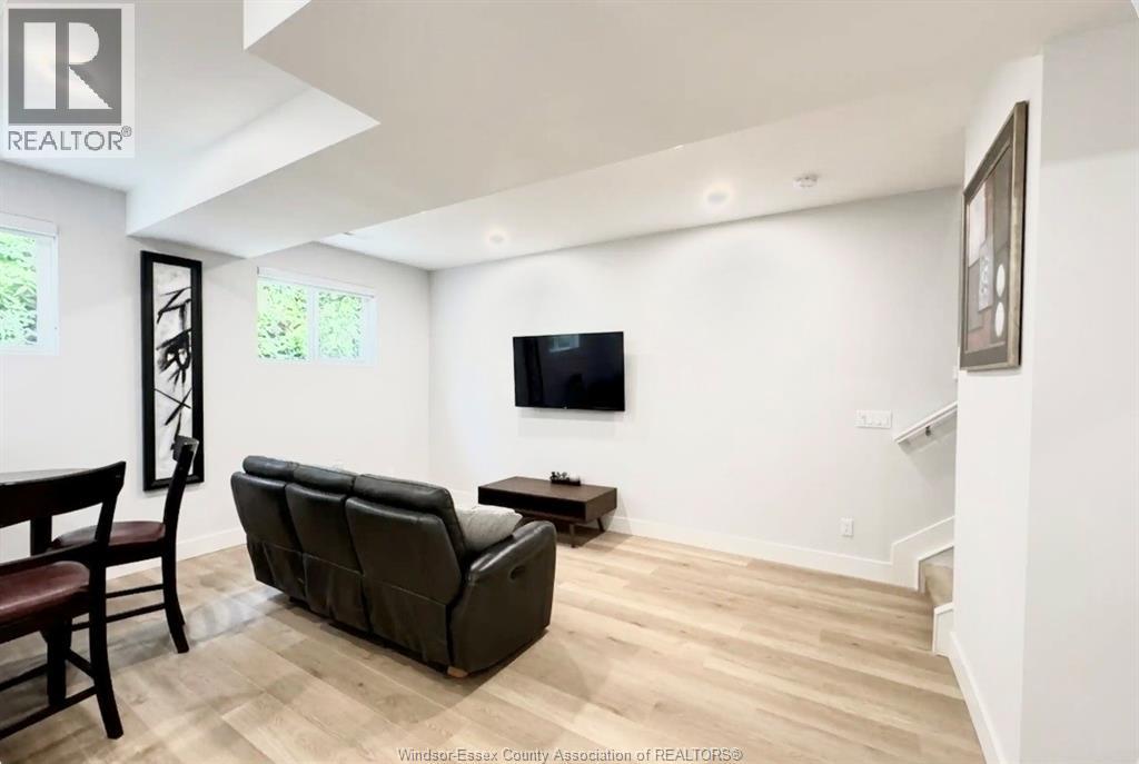 1740 Buckingham Drive Property Photo 10