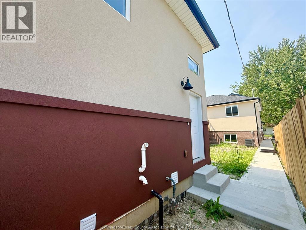 1740 Buckingham Drive Property Photo 14