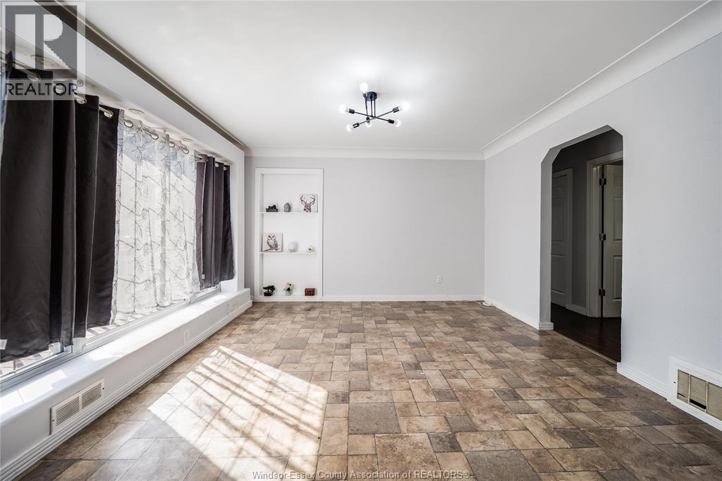 1153 Harrison Property Photo 4