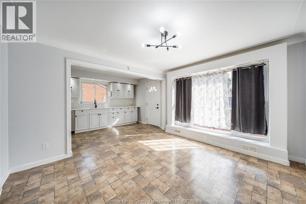 1153 Harrison Property Photo 6