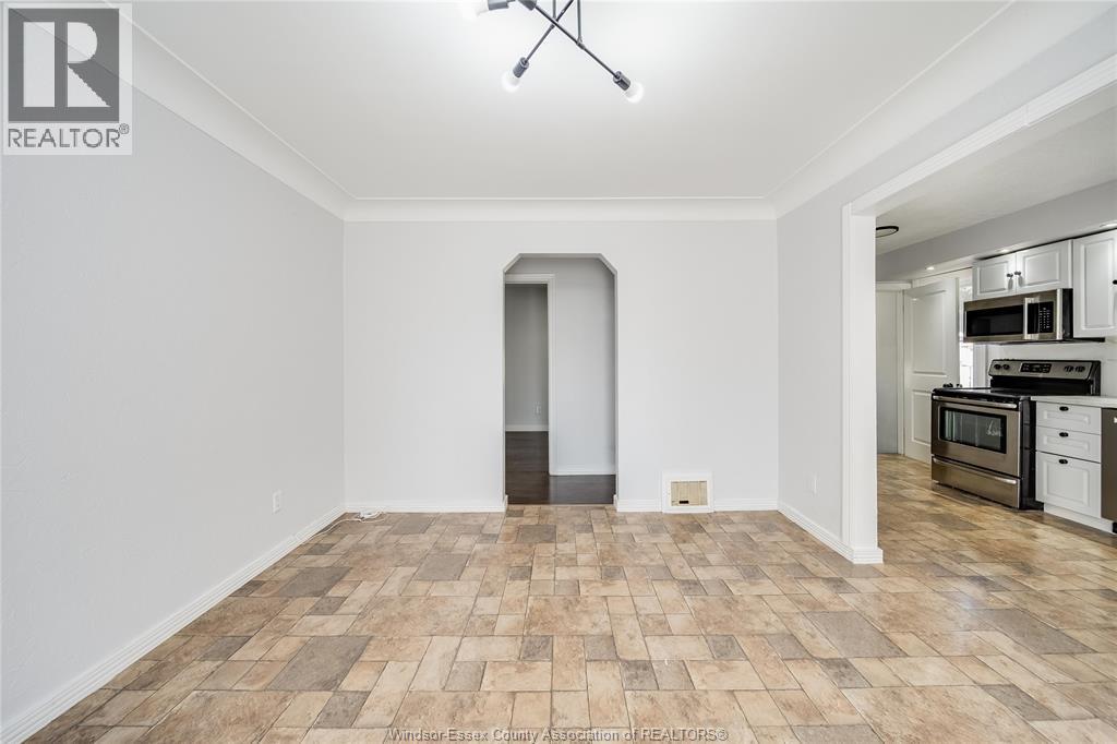 1153 Harrison Property Photo 7