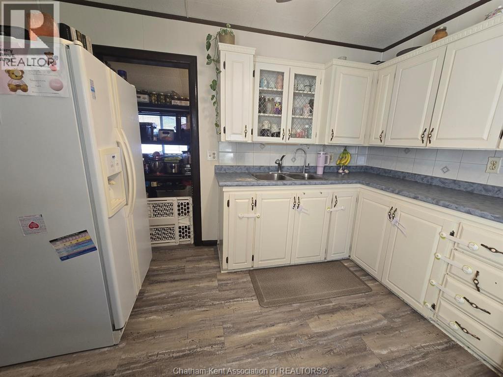 644 Wallace Street Property Photo 9