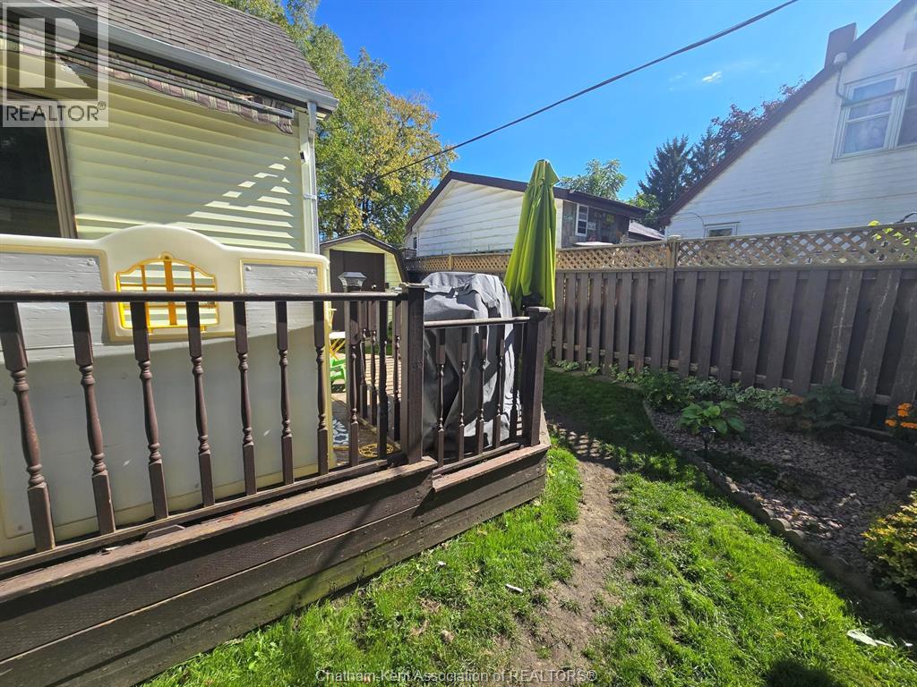 644 Wallace Street Property Photo 24