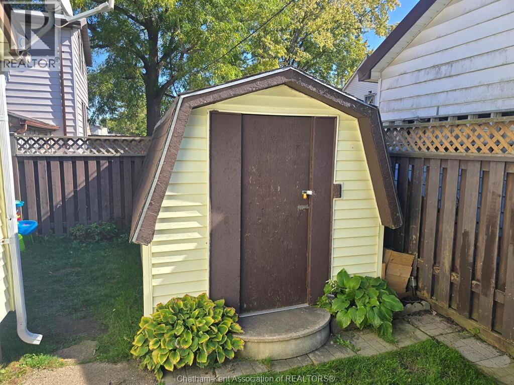 644 Wallace Street Property Photo 25