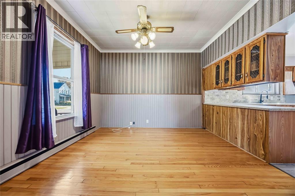 333 Mitton Street South Property Photo 4