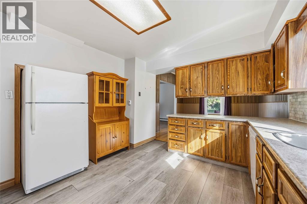 333 Mitton Street South Property Photo 7